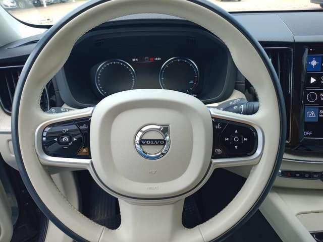 Volvo XC60 XC60 2.0 b4 Inscription awd auto