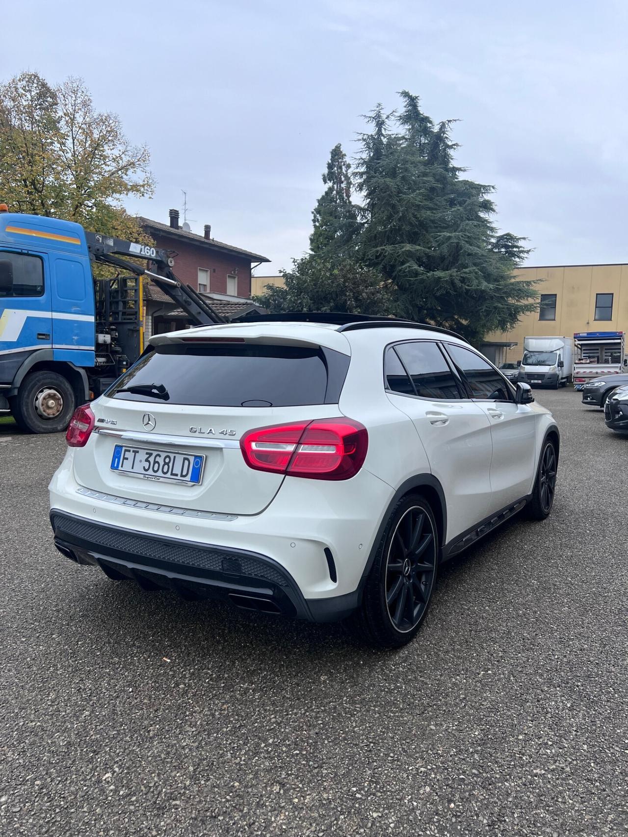 Mercedes-benz GLA 45 AMG