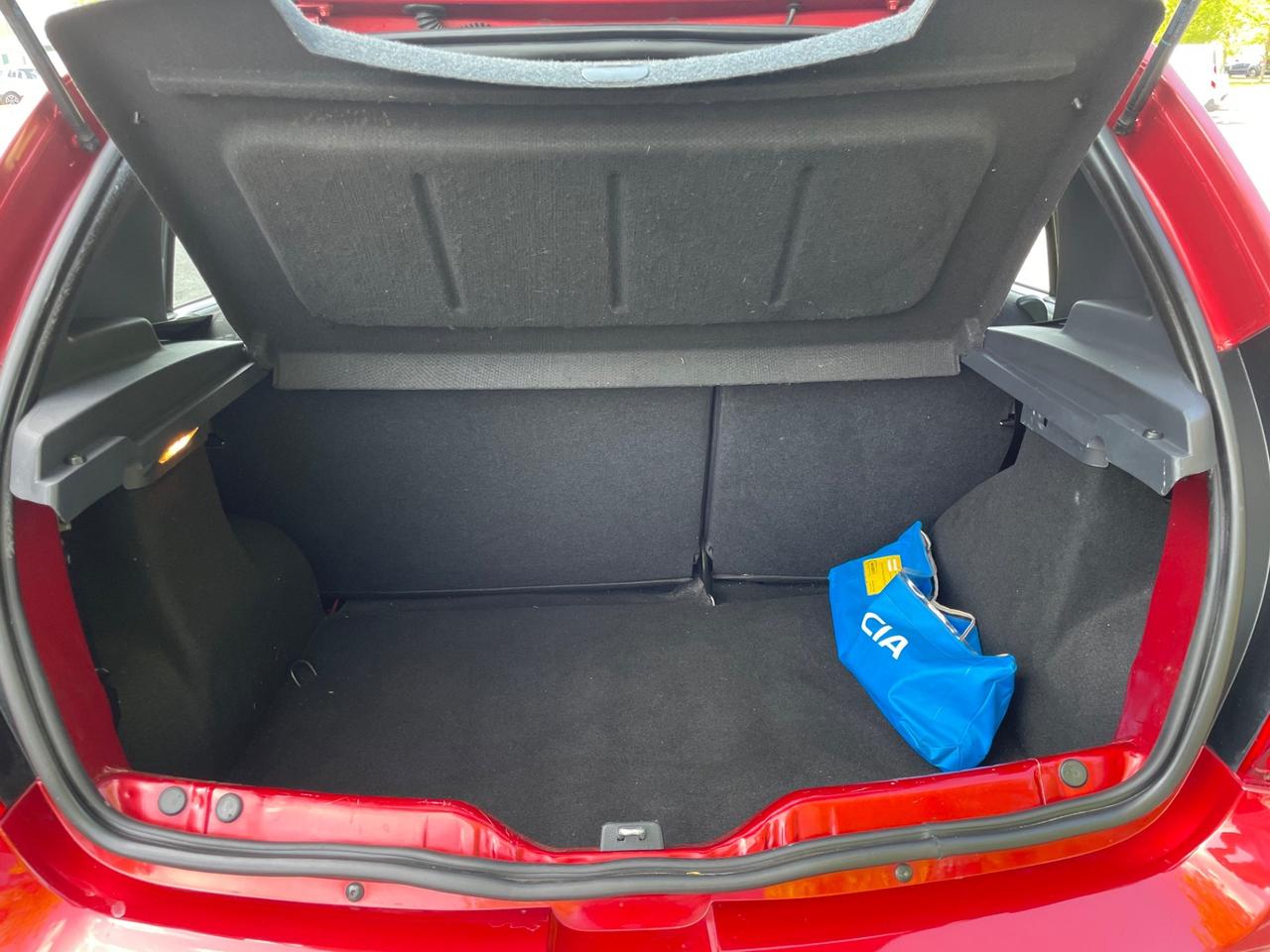 Dacia Sandero Stepway 1.6 8V 90CV* Neo patentati *