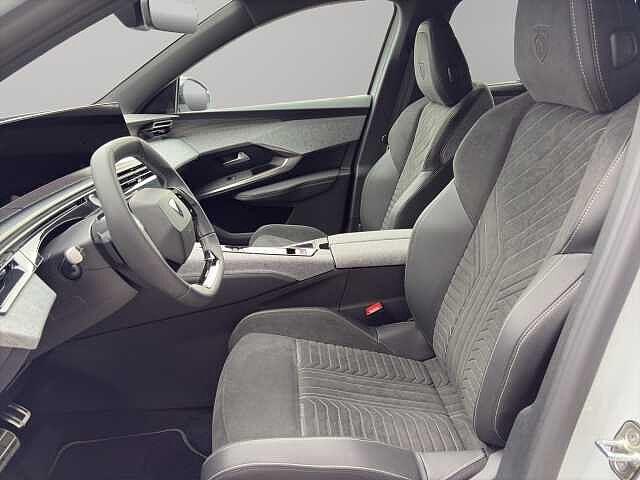 Peugeot 5008 Hybrid 145 e-DCS6 GT