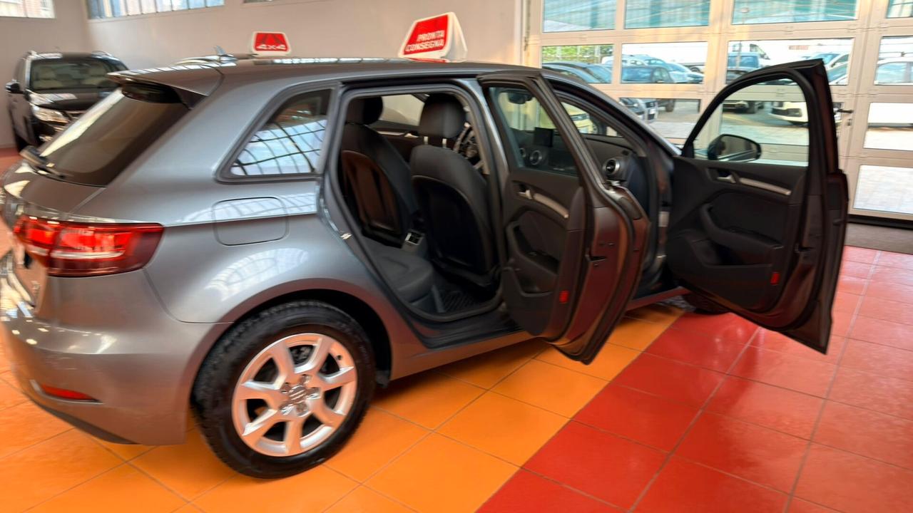 Audi A3 SPB 1.6 TDI S tronic Business