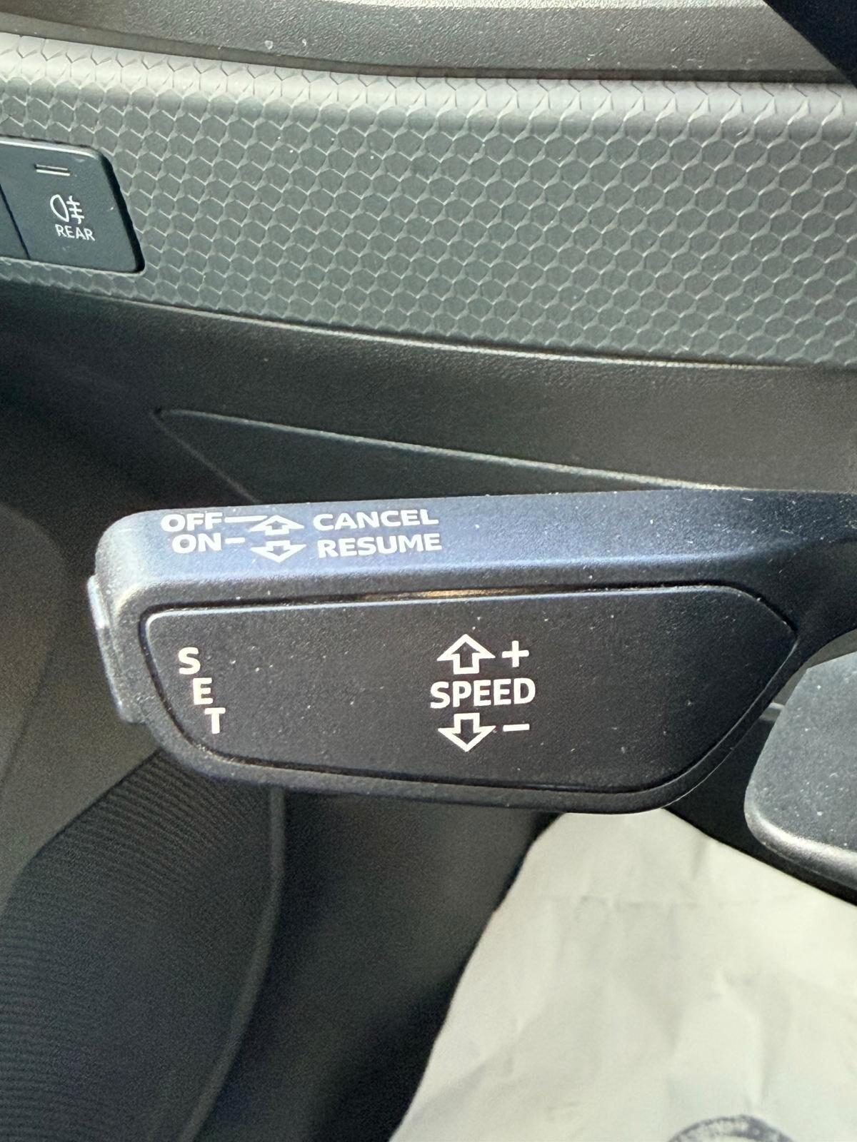 Audi A1 SPB 30 TFSI Admired ***KM 30.000!!!*** ***CARPLAY/ANDROID AUTO***