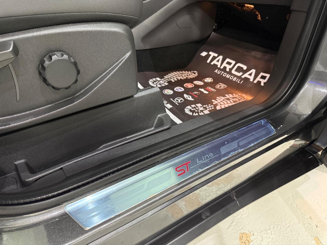 Ford Kuga 1.5 TDCI 120 CV ST-Line