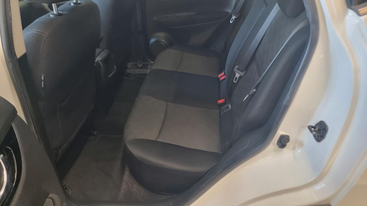 Nissan Qashqai 1.2 DIG-T 360 Tekna tetto panoramico
