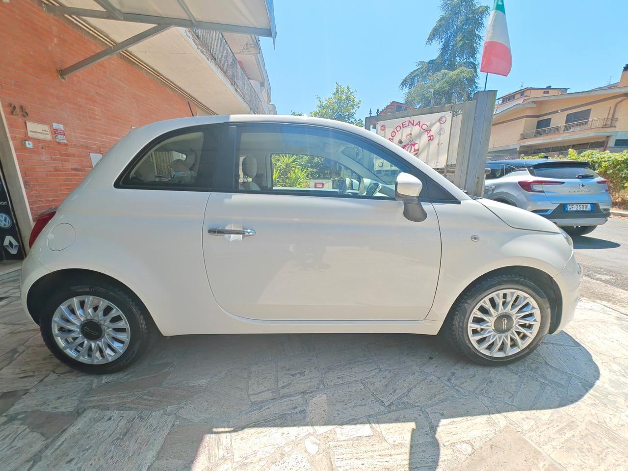 Fiat 500 1.0 Hybrid Lounge NAVI PARI AL NUOVO