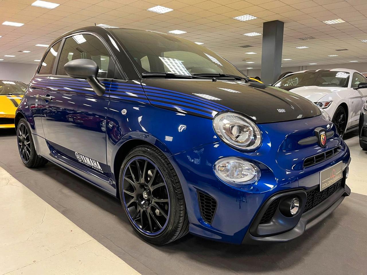 Abarth 595 1.4 Turbo T-Jet 165 CV Monster Energy Yamaha