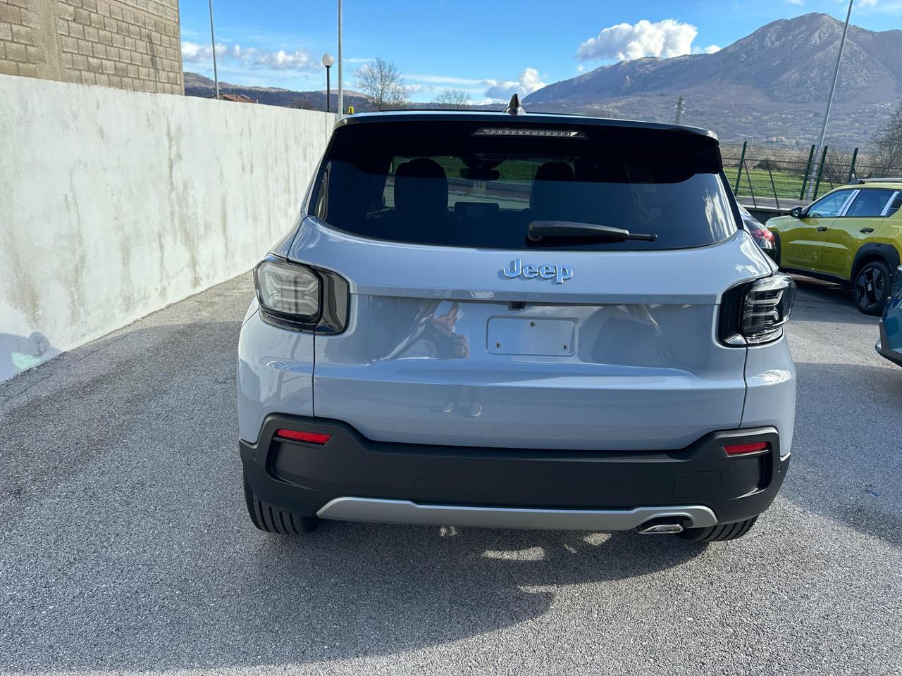 Jeep Avenger 1.2 turbo e-hybrid mhev Summit fwd 110cv edct6