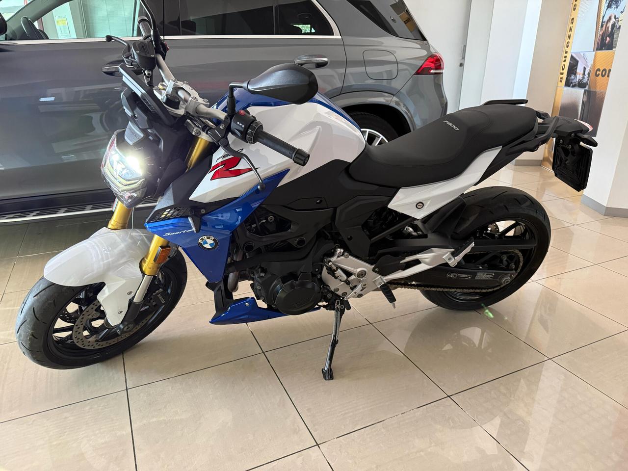 Bmw F 900 R