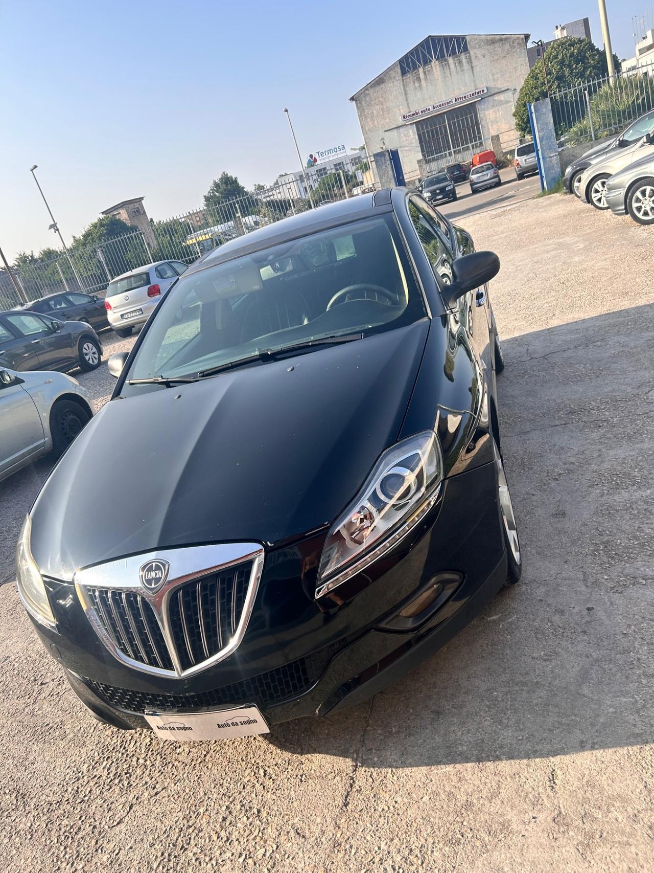 Lancia Delta 1.9 MJT Twinturbo DPF Platino
