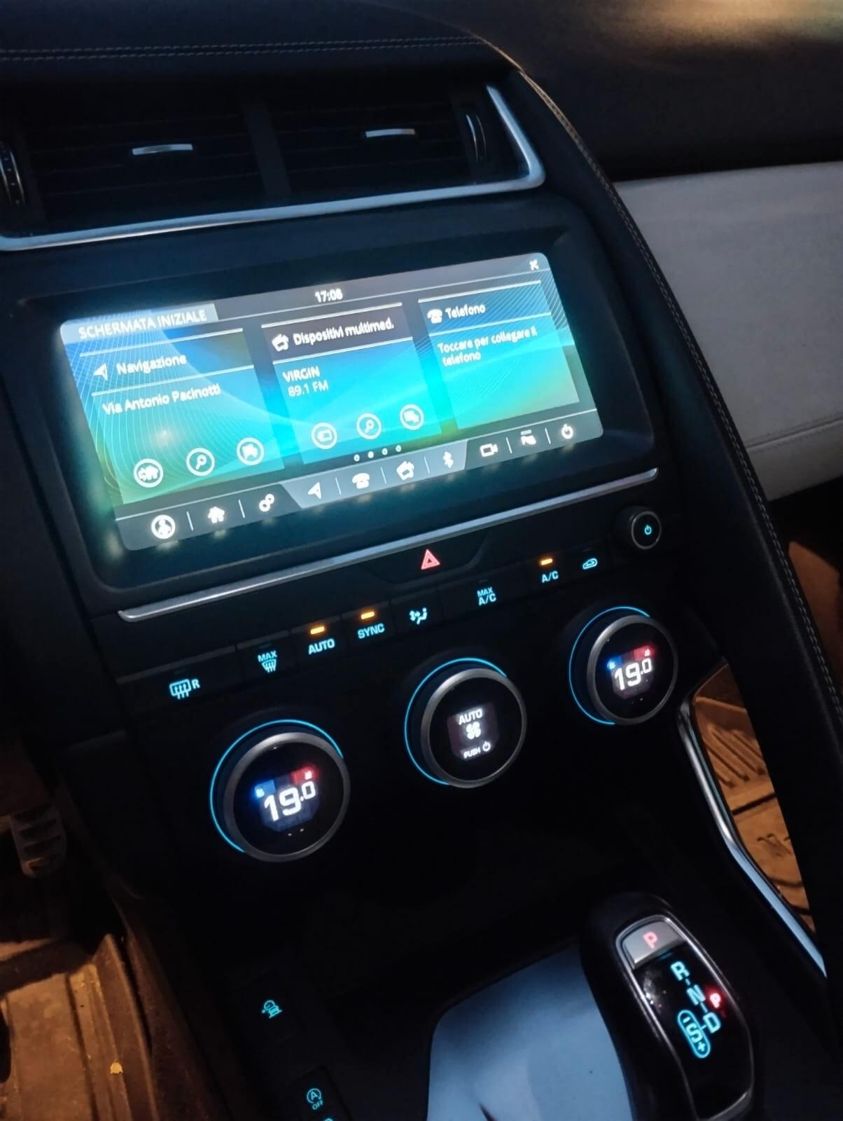 Jaguar E-Pace 2.0D 150 CV AWD aut. R-Dynamic HSE