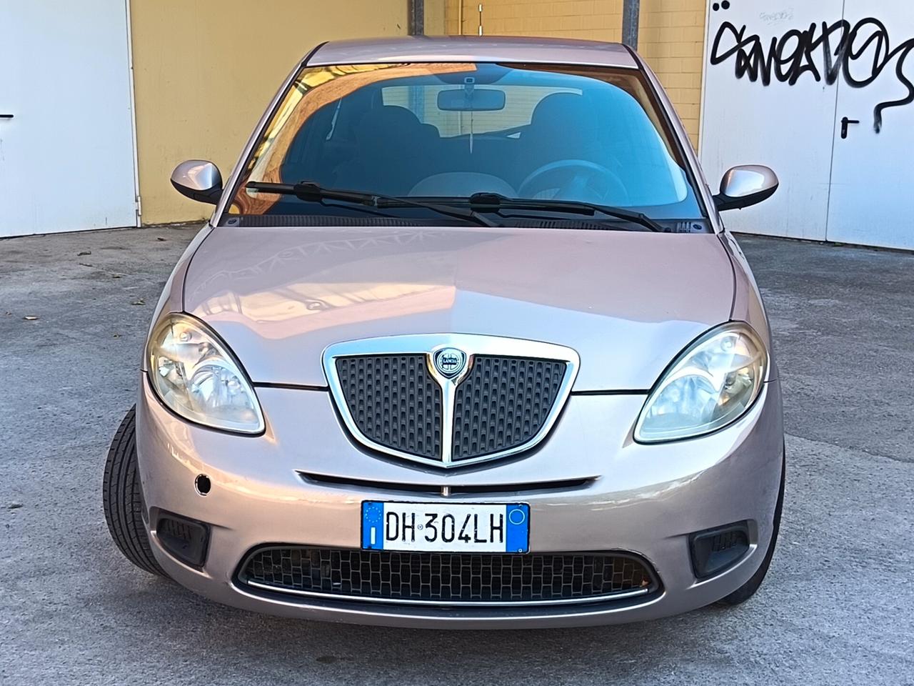 Lancia Ypsilon 1.2 benz 100.000km NEOPATENT