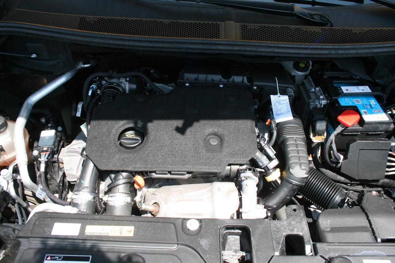 Peugeot 3008 BlueHDi 130 S&S EAT8 Allure