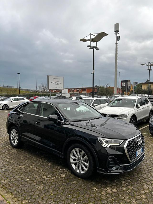 AUDI Q3 SPB 35 TDI S tronic Business Plus