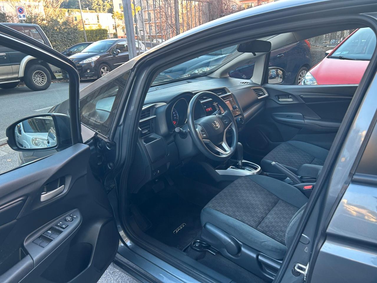 Honda Jazz 1.3 Trend CVT UNIPROPRIETARIO