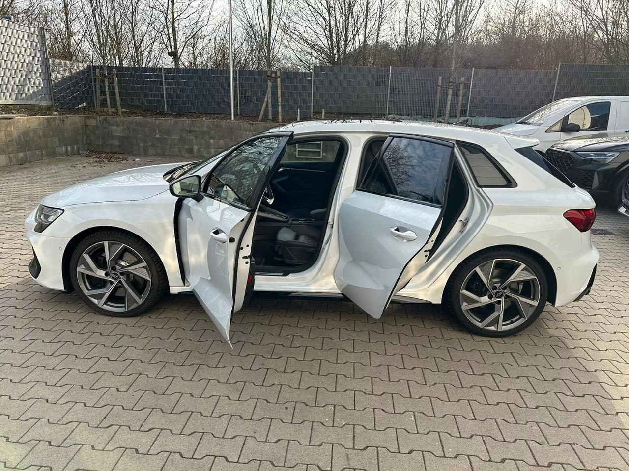 Audi A3 S3 SPB TFSI quattro S tronic sport attitude