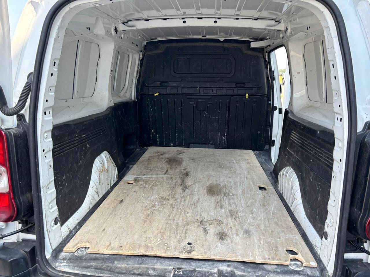 Opel Combo EDITION 1.5 Diesel 100 CV PL 6mt SPOTICAR