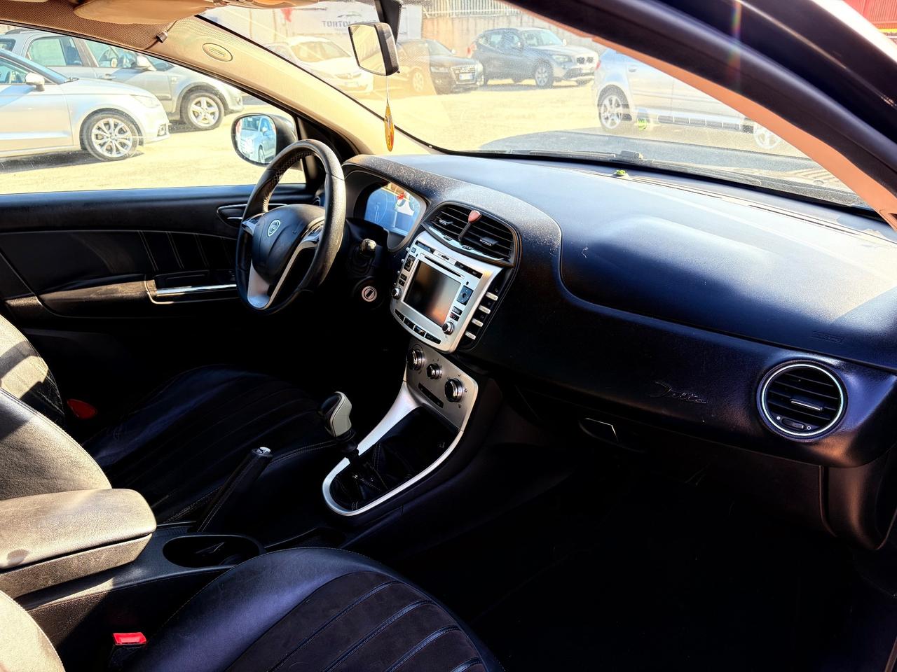 Lancia Delta 1.6 MJT DPF Platino