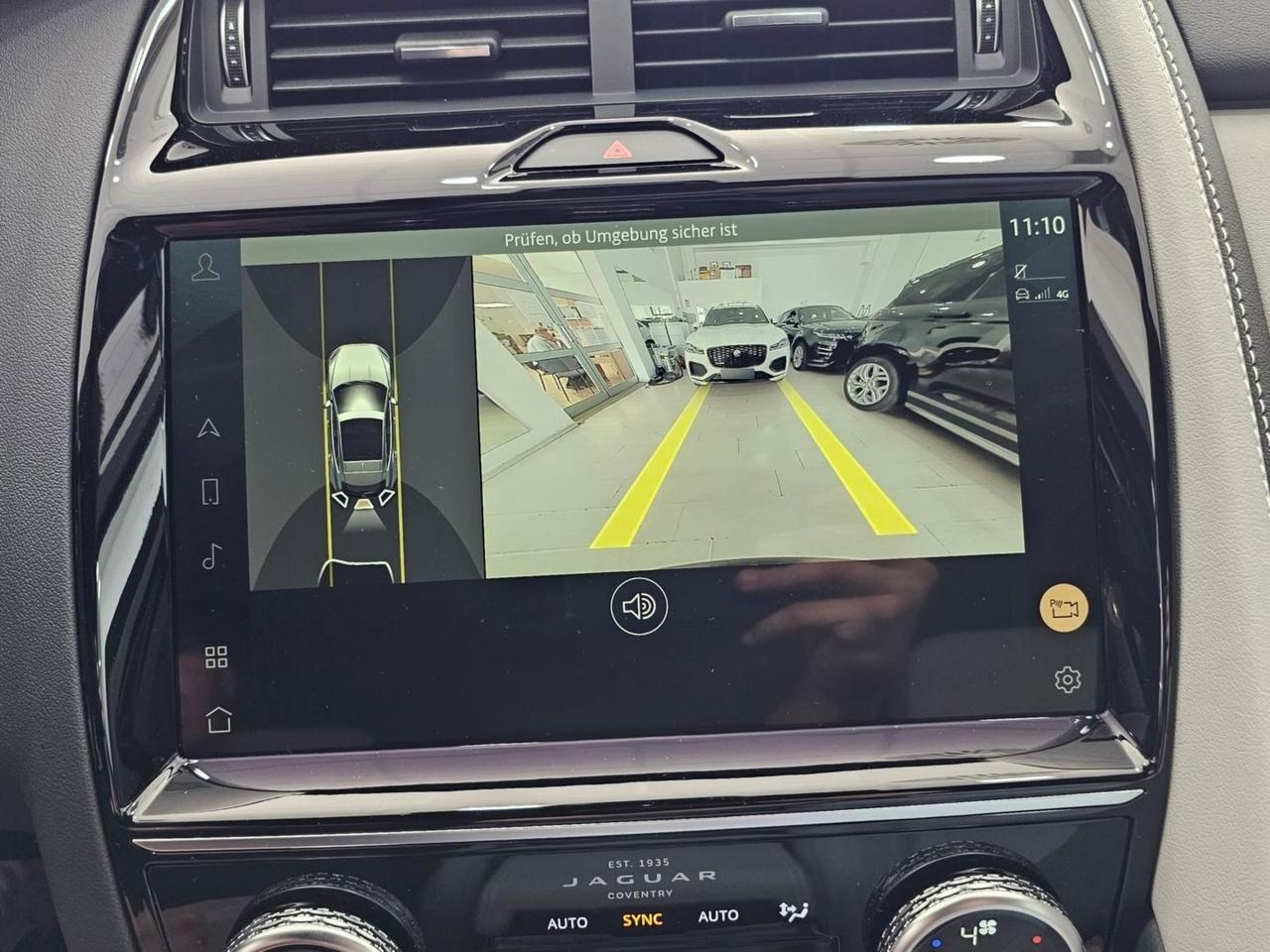 Jaguar E-Pace R-Dynamic SE Navi Camera Tetto C.20" LED BlackPack