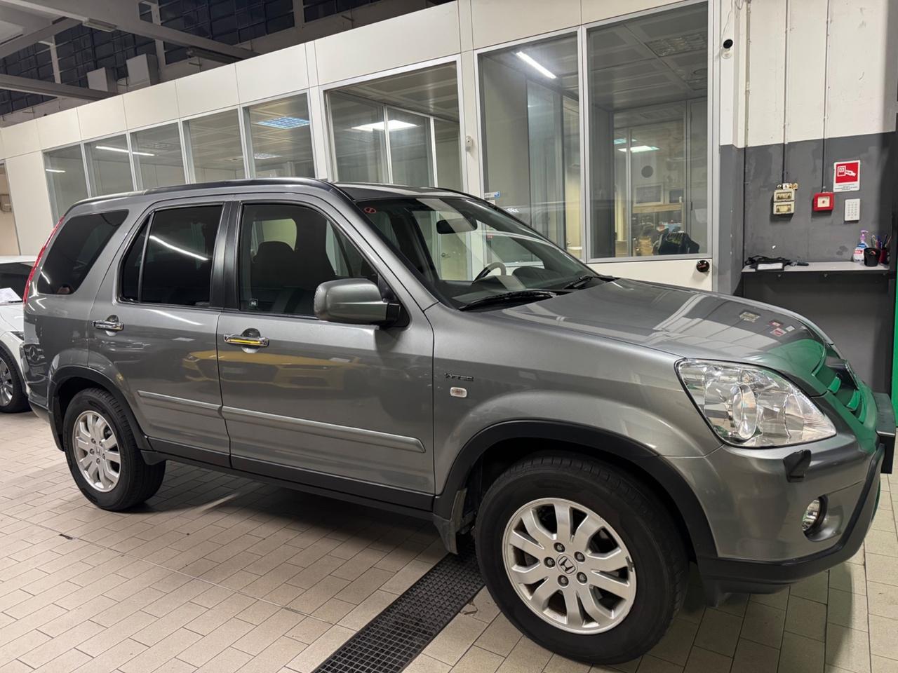 Honda CR-V 2.0 16V i-VTEC ES