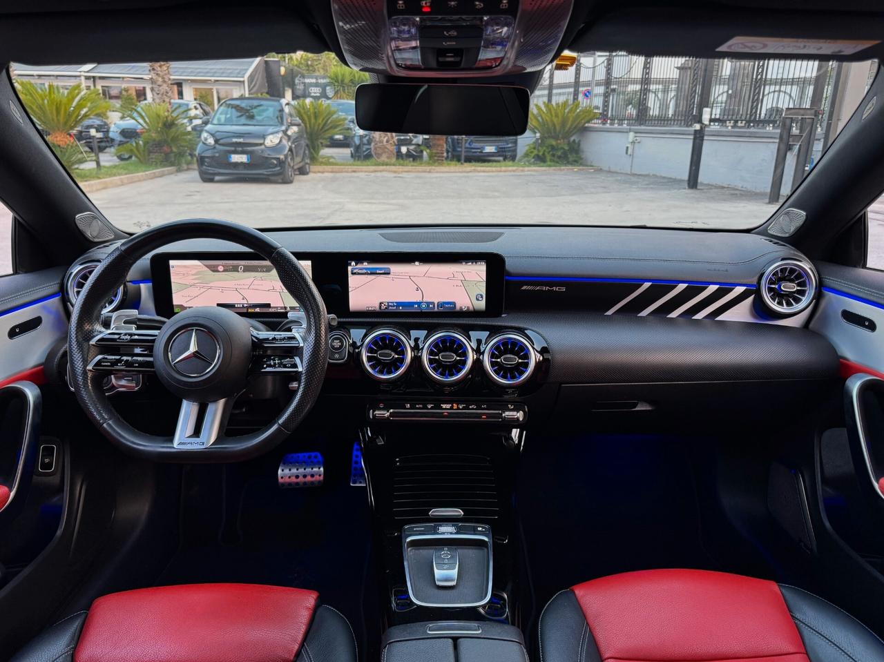 Mercedes-Benz CLA 200 d AMG Premium Plus TETTO