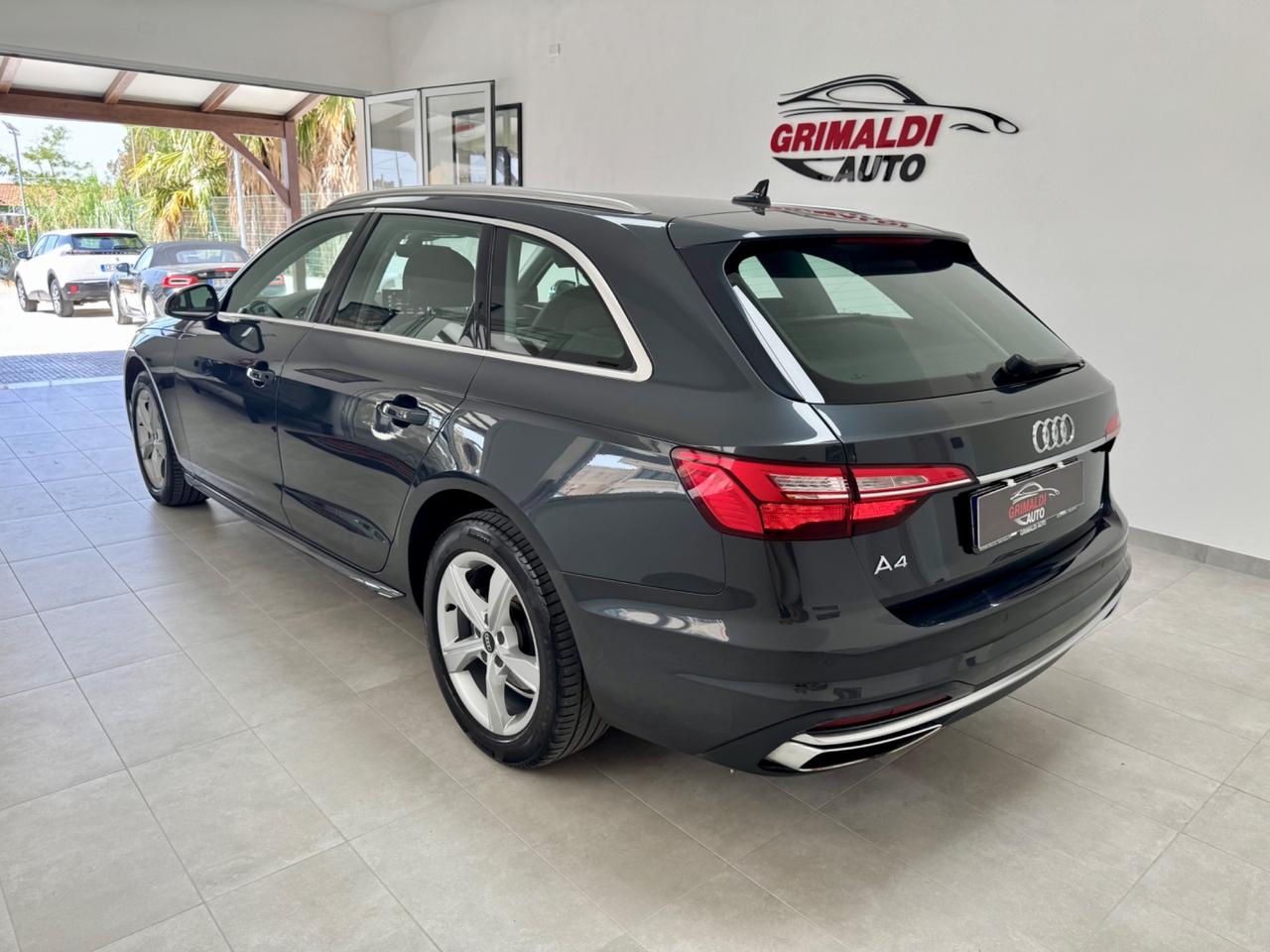 Audi A4 35 TDI/163 CV S tronic Business Advanced