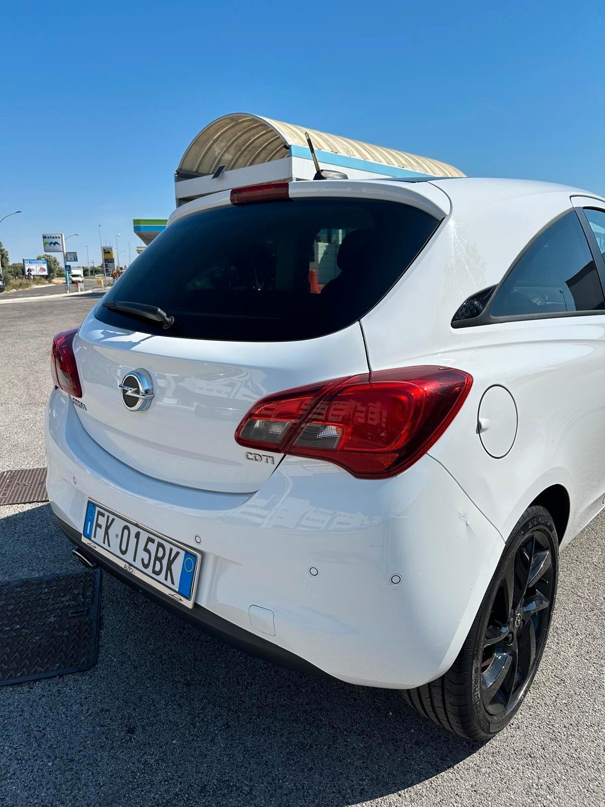 Opel Corsa 1.3 CDTI Coupé b-Color