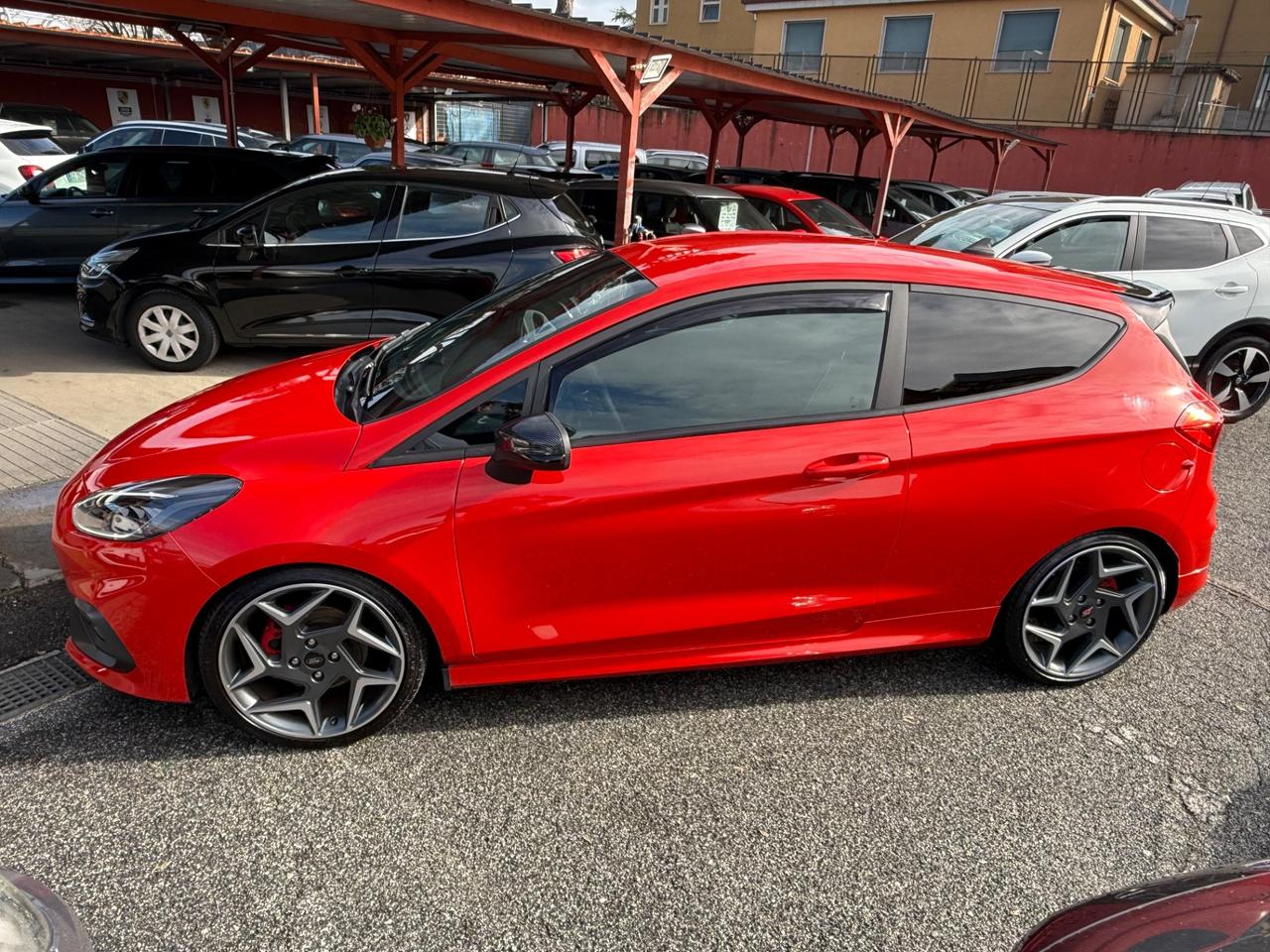 Fiesta ST 1.6 ( ( 200 CV )) -unipro-rate-garanzia