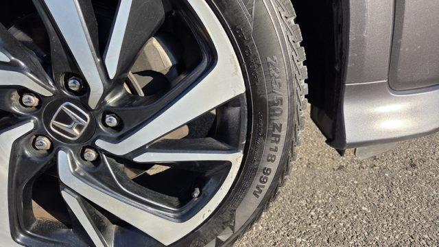 HONDA HR-V 1.5 i-VTEC Executive Navi ADAS PERMUTE OK NEOPAT.