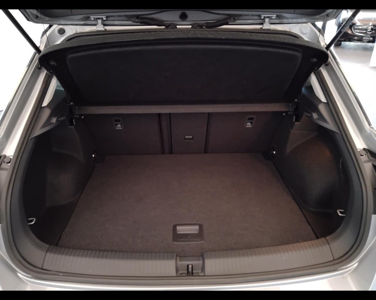 VOLKSWAGEN T-Roc 2022 - T-Roc 1.5 tsi Life dsg