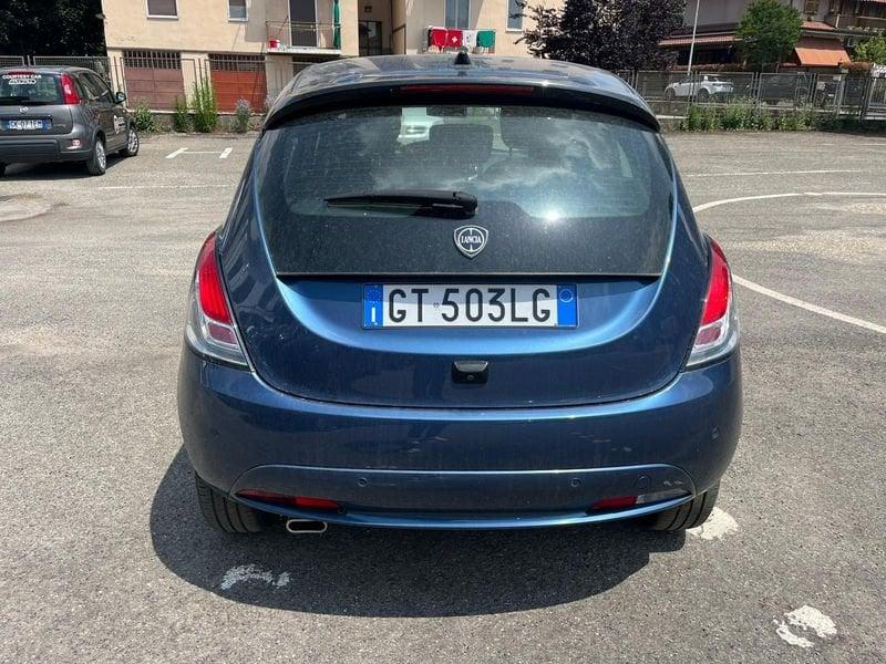 Lancia Ypsilon Ypsilon 1.0 FireFly 5 porte S&S Hybrid Platino