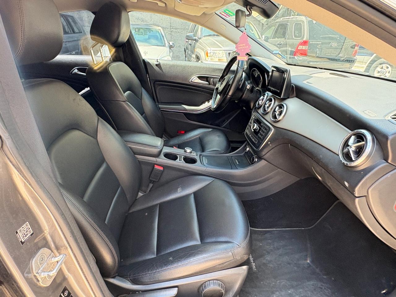 MERCEDES CLA 200d Berlina- Volano Da Sostituire-2014