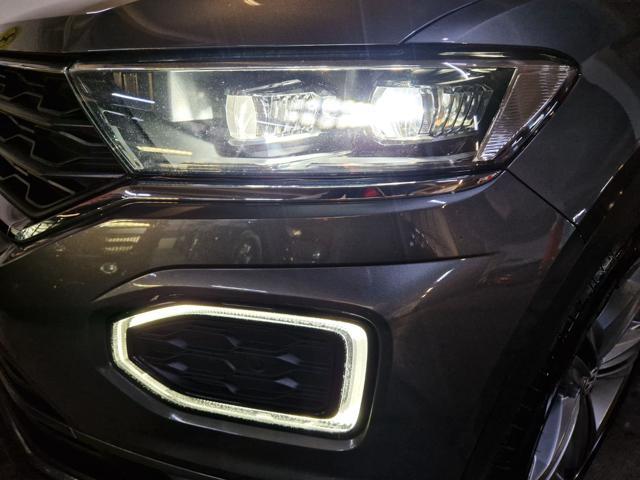VOLKSWAGEN T-Roc 2000 TDI CV.150 S-TRONIC R LINE TETTO+18'+RADAR