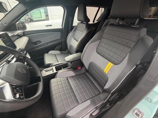 Renault 4 E-Tech Electric 150 CV Comfort Range Iconic