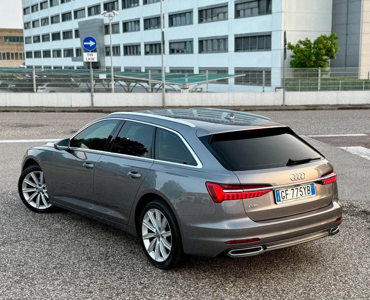 Audi A6 Avant 40 2.0 TDI S tronic Business Design