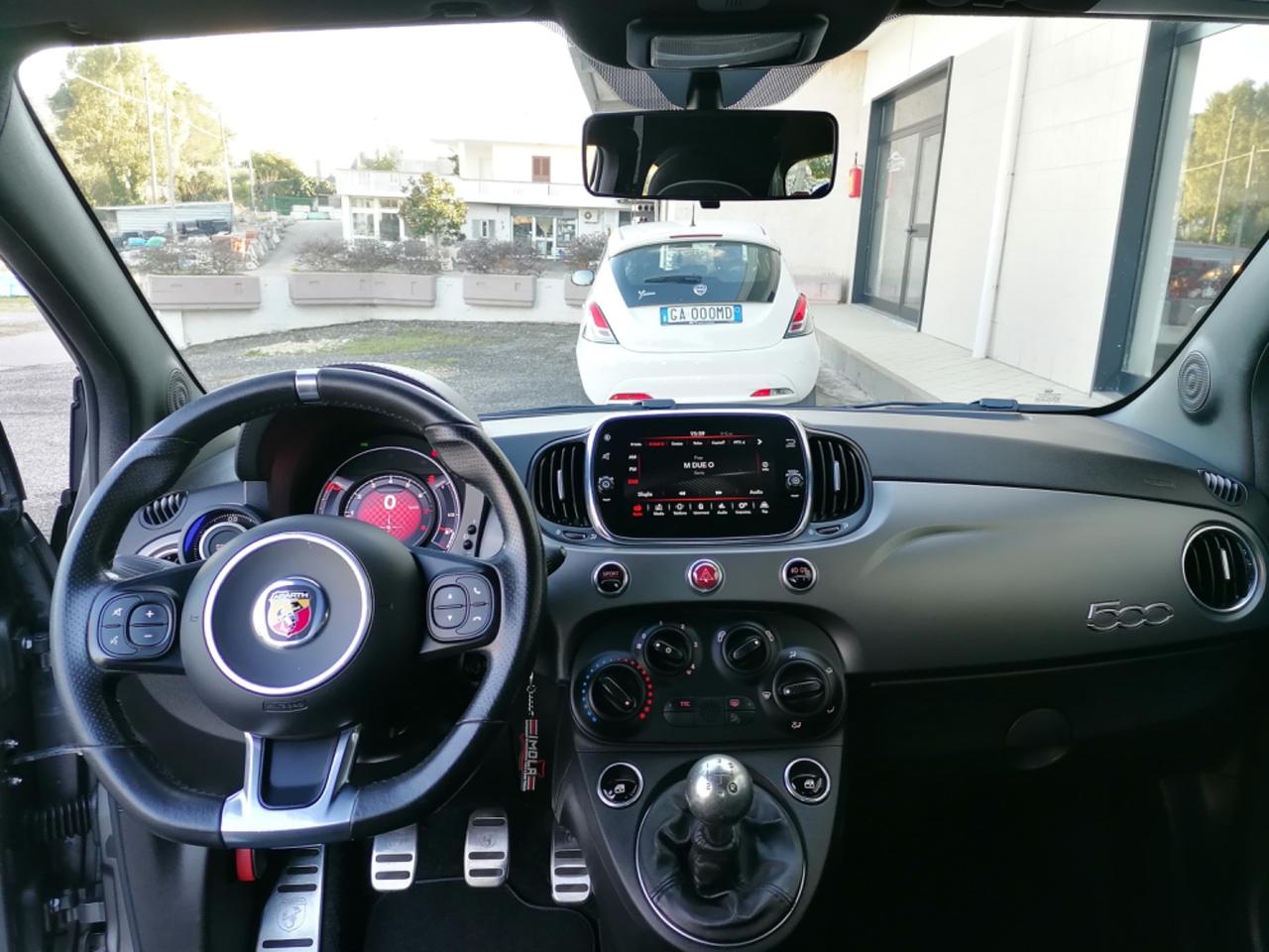 Abarth 595 1.4 Turbo T-Jet 165 CV Pista