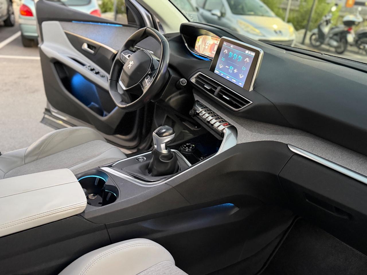 Peugeot 3008 BlueHDi 120cv - euro6 full extra