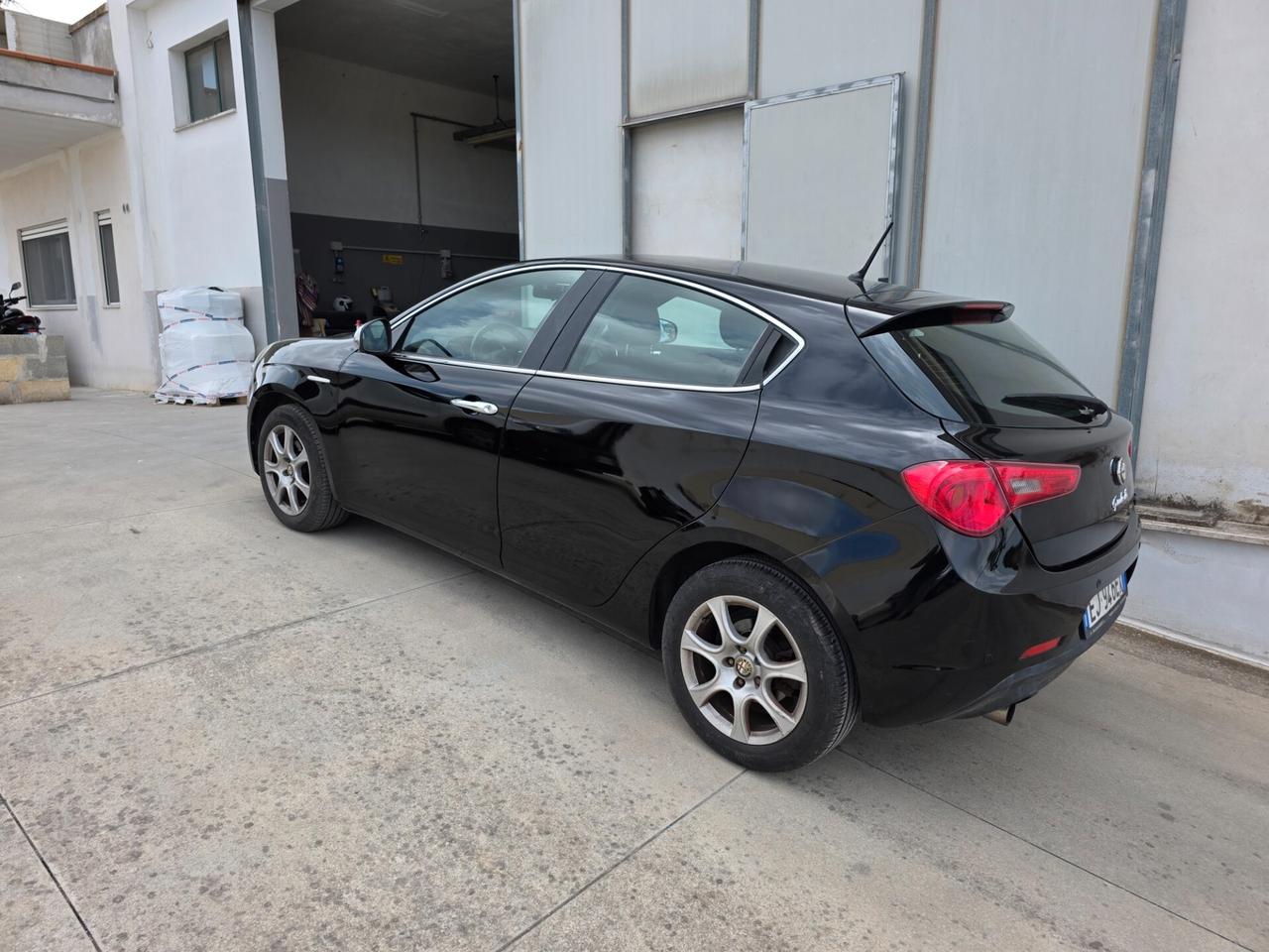 Alfa Romeo Giulietta 1.6 JTDm-2 105 CV