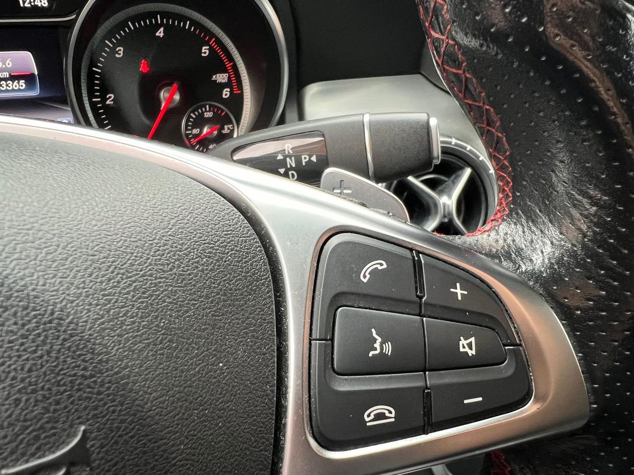 Mercedes-Benz CLA 200 D Premium