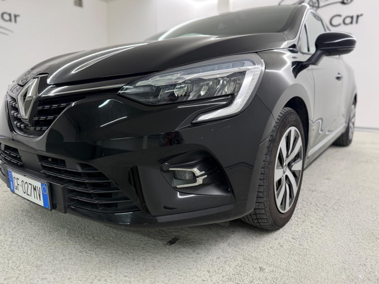 Renault Clio FULL HYBRID (anno 2021)