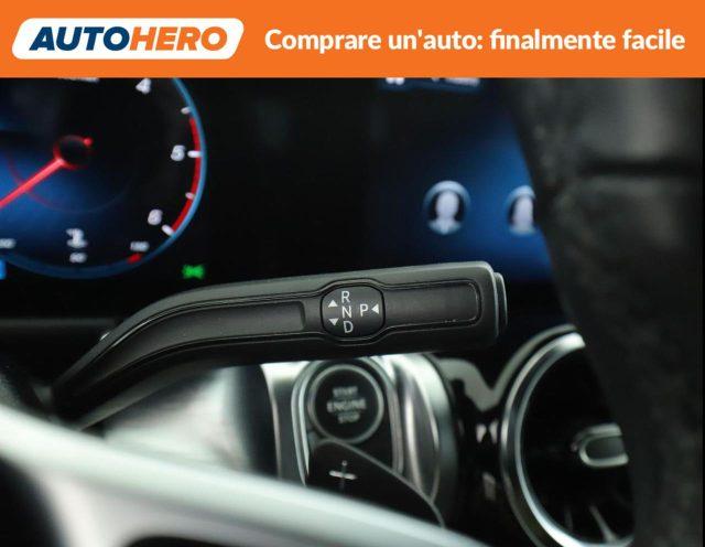 MERCEDES-BENZ GLB 180 d Automatic Sport