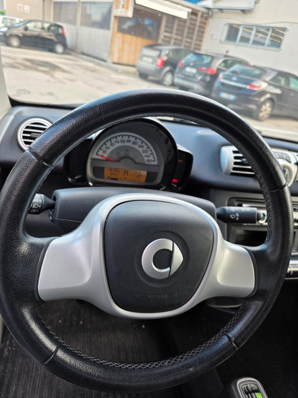 Smart ForTwo 1000 52 kW coupé passion