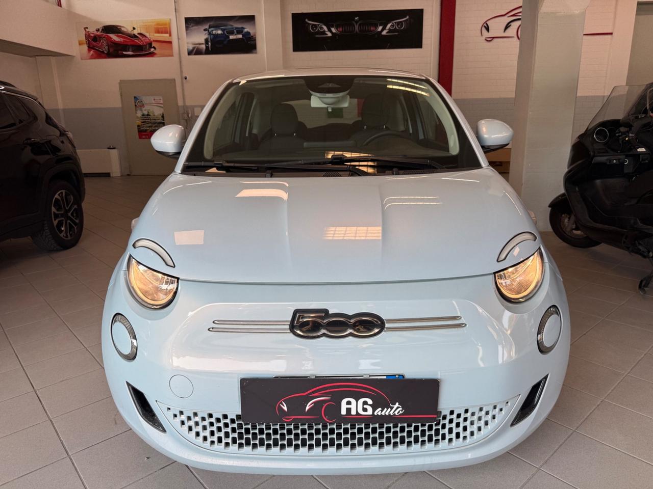 Fiat 500 500e Berlina 42 kWh Icon