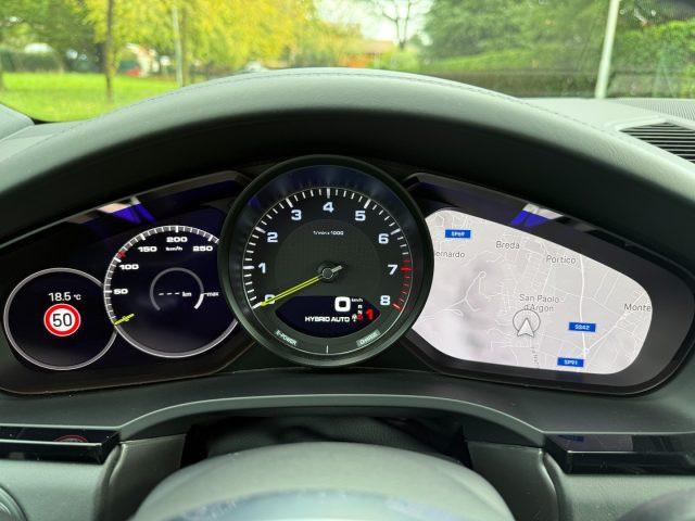 PORSCHE Cayenne Coupé 3.0 V6 E-Hybrid Platinum Edition IVA ESPOSTA