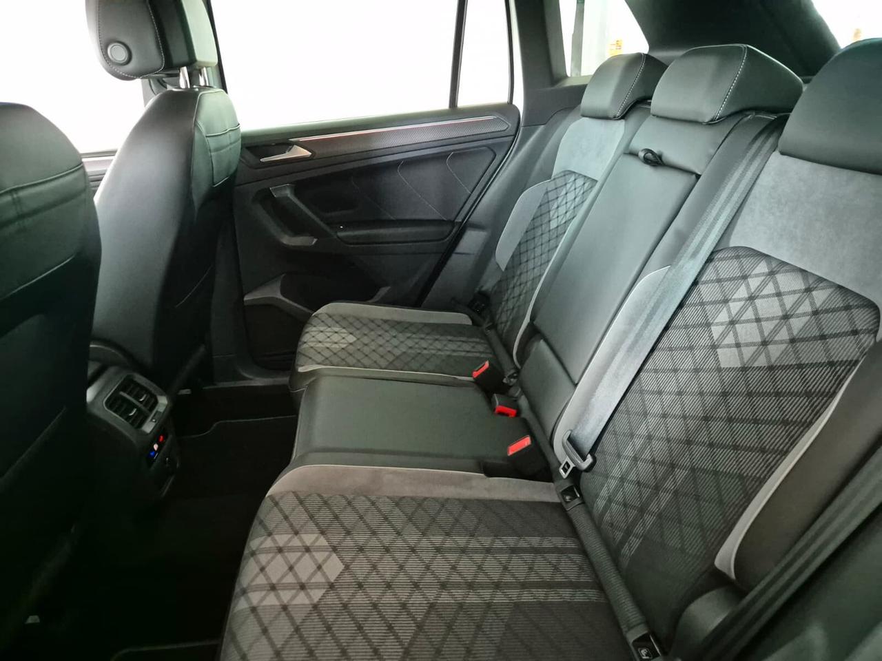 Volkswagen Tiguan R-Line 2.0 TDI 150CV DSG