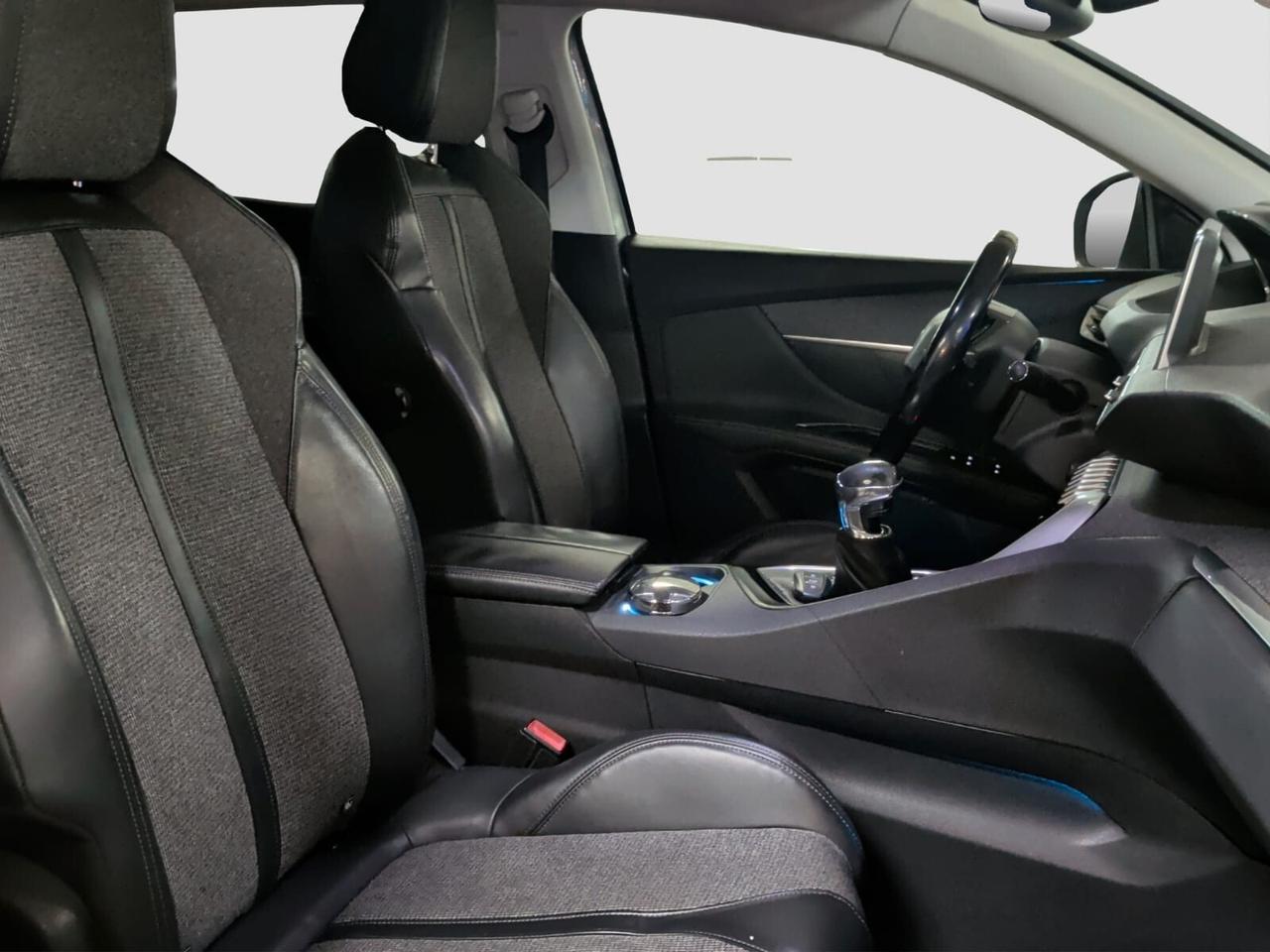 Peugeot 3008 BlueHDi 120 S&S Allure 2018