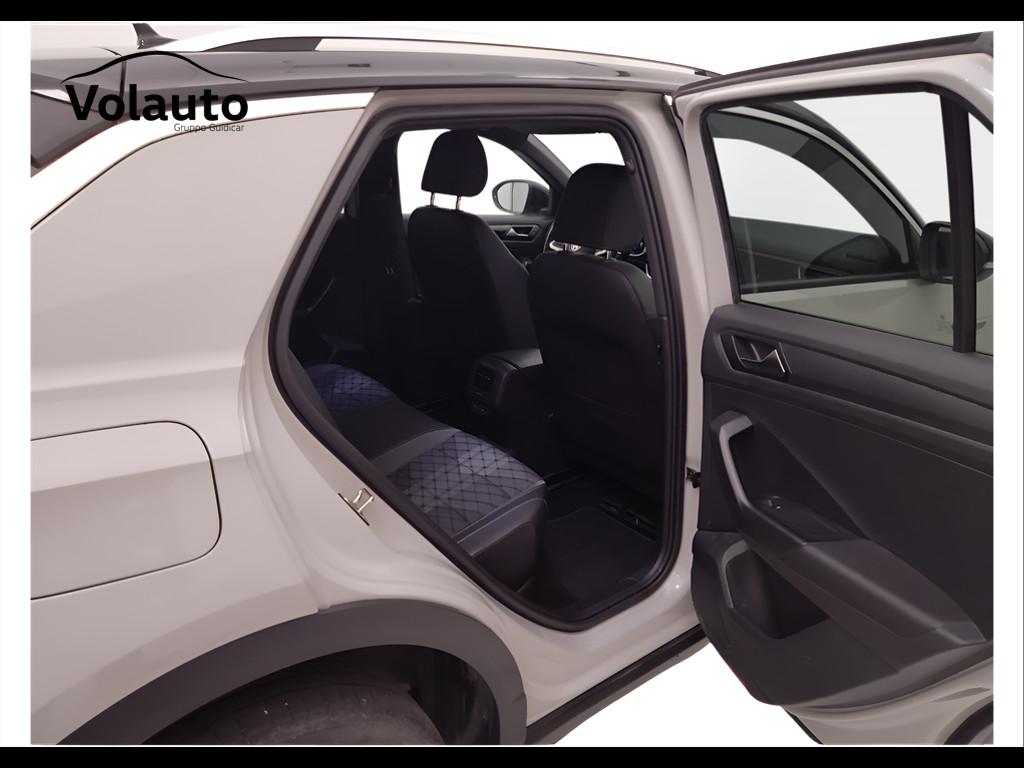 VOLKSWAGEN T-Roc I 2022 - T-Roc 1.0 tsi R-Line 110cv