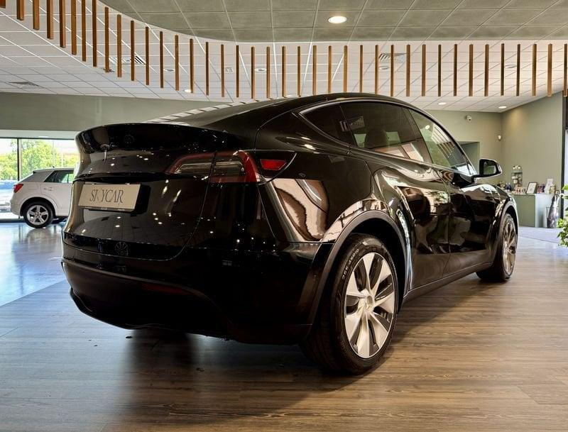 Tesla Model Y Model Y Long Range AWD