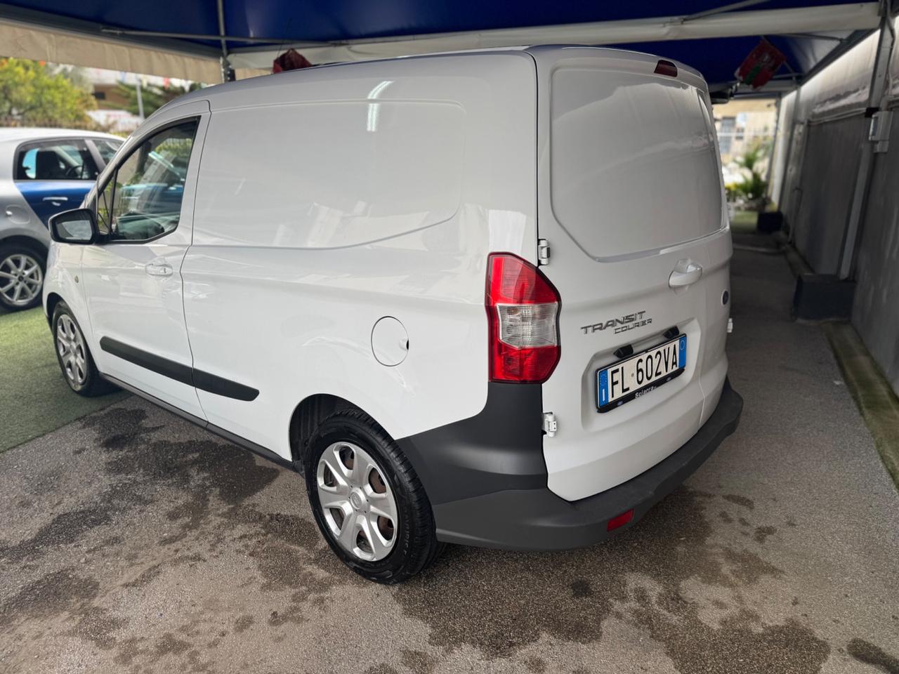 Ford Transit Courier 1.5 TDCi 75CV Van Entry