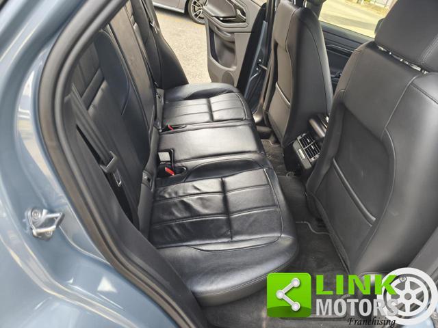 LAND ROVER Range Rover Evoque R-DINAMIC