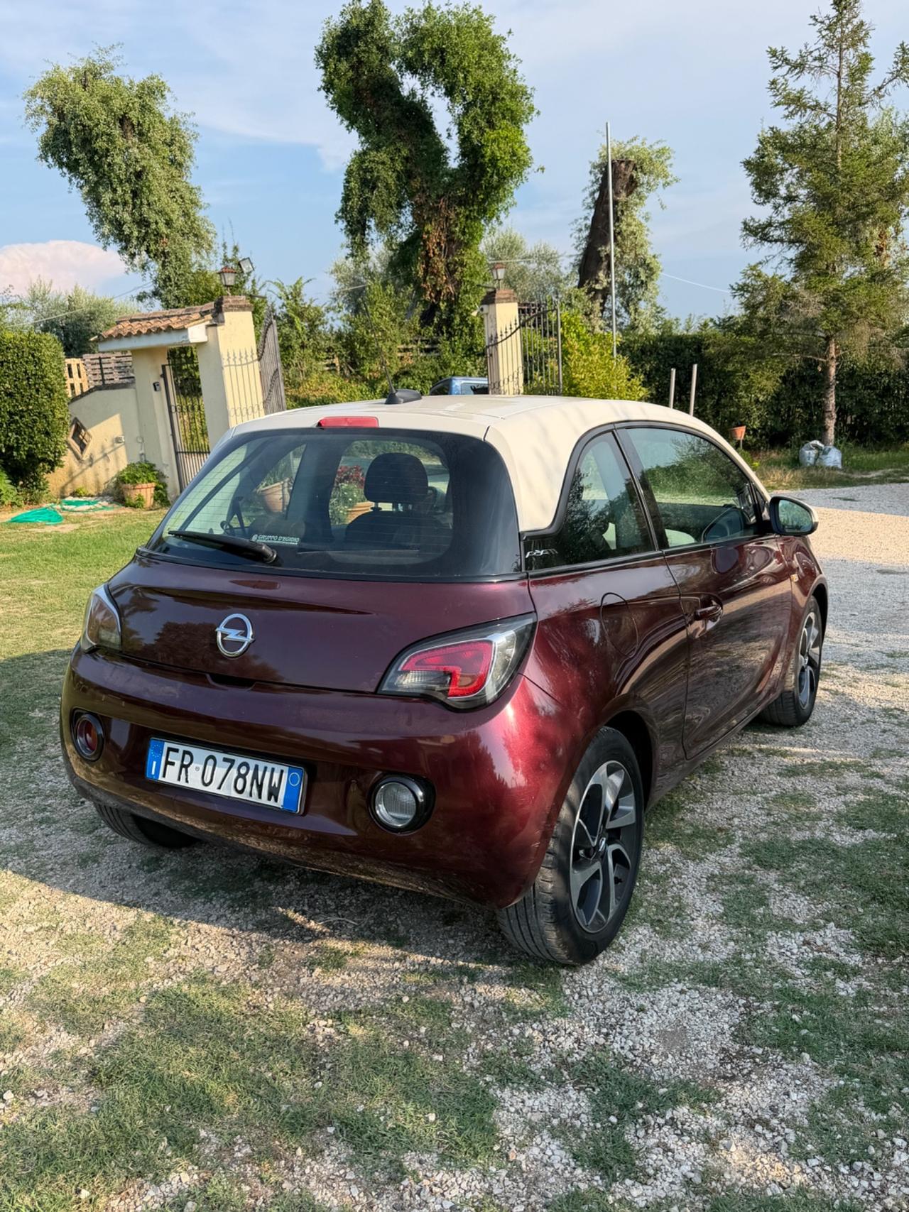 Opel Adam 1.4 87 CV GPL Tech Jam